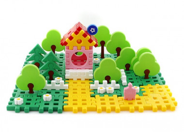 Домики Нюши и Бараша — Полесье Россия